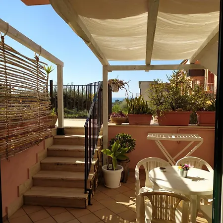 La Casa Degli Artisti Realmonte